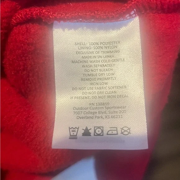 Set of two Great Wolf Lodge Columbia size medium pullovers - Picture 8 of 14